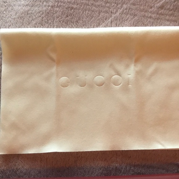 NEW Gucci Black Cat Eye Sunglasses, comes with Gucci shipping bag - Picture 6 of 13